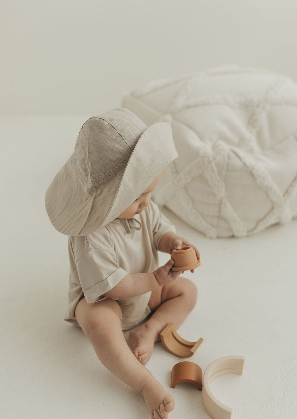 Wide Brim Sunbonnet - Mila & Co.